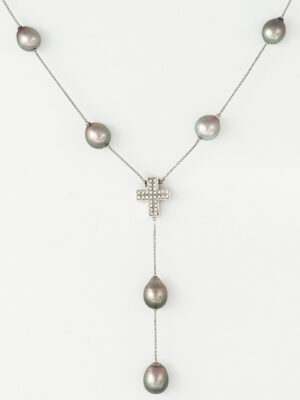 Salvini white gold necklace with pearls and diamonds