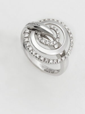 Salvini white gold ring with diamonds