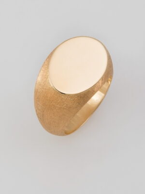 Nanis yellow gold ring